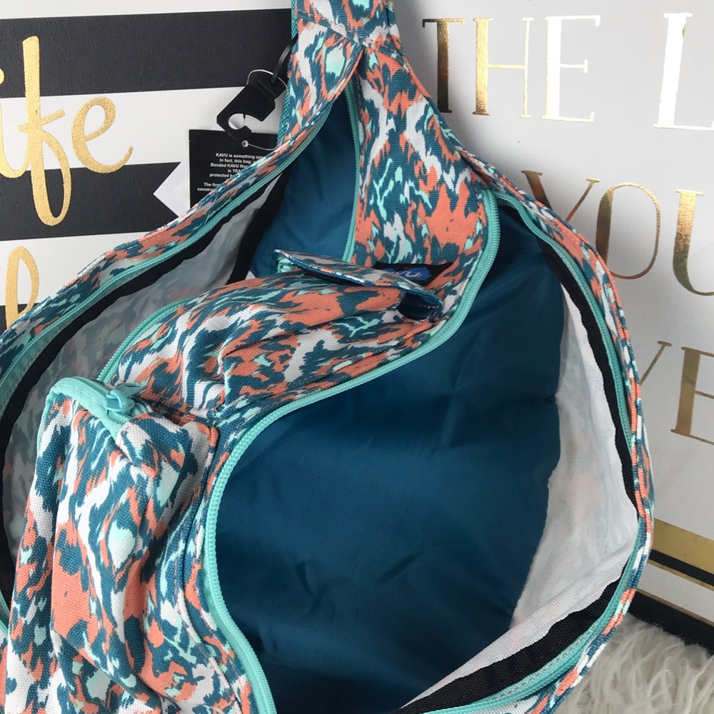 New KAVU Backpack - Picture 4 of 5